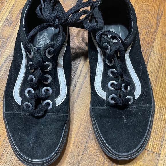 VANS Shoes Black Women’s Size 7 - Picture 2 of 16